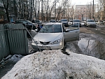 Вскрытие Haima 3 GLX 1.8 хэтчбек 2011 года и прикуривание севшей АКБ.