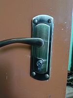 Замена замка на тамбурной двери в Советском районе Нижнего Новгорода.